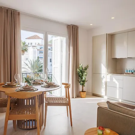 Banus - Banus Playas Del Duque Seaside Complex *