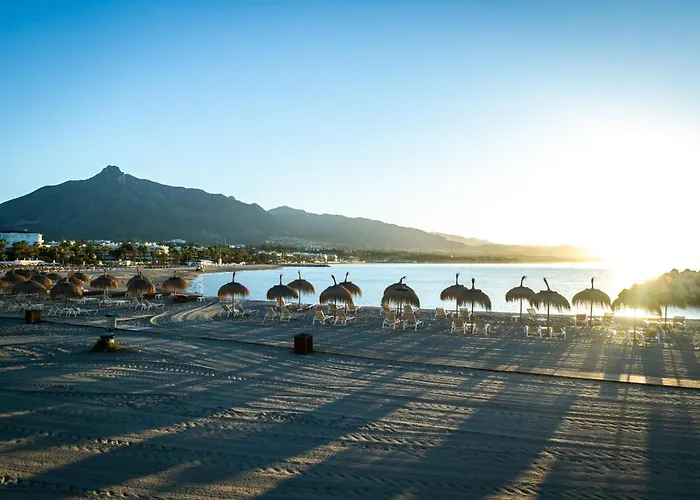 Banus - Banus Playas Del Duque Seaside Complex * 마르베야